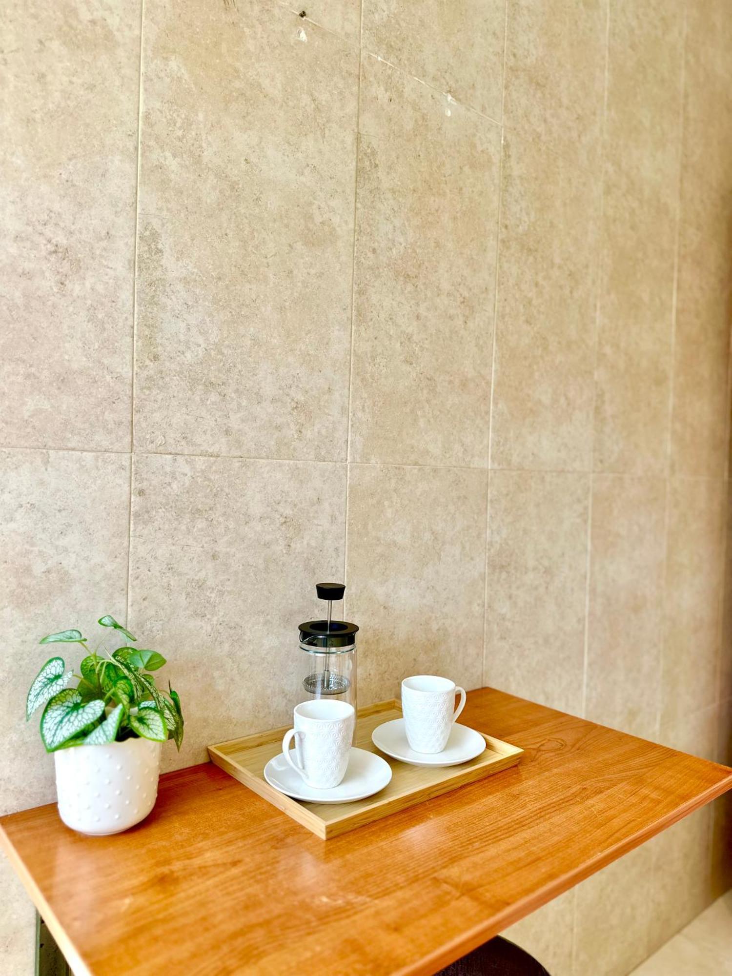 J&k Apartment